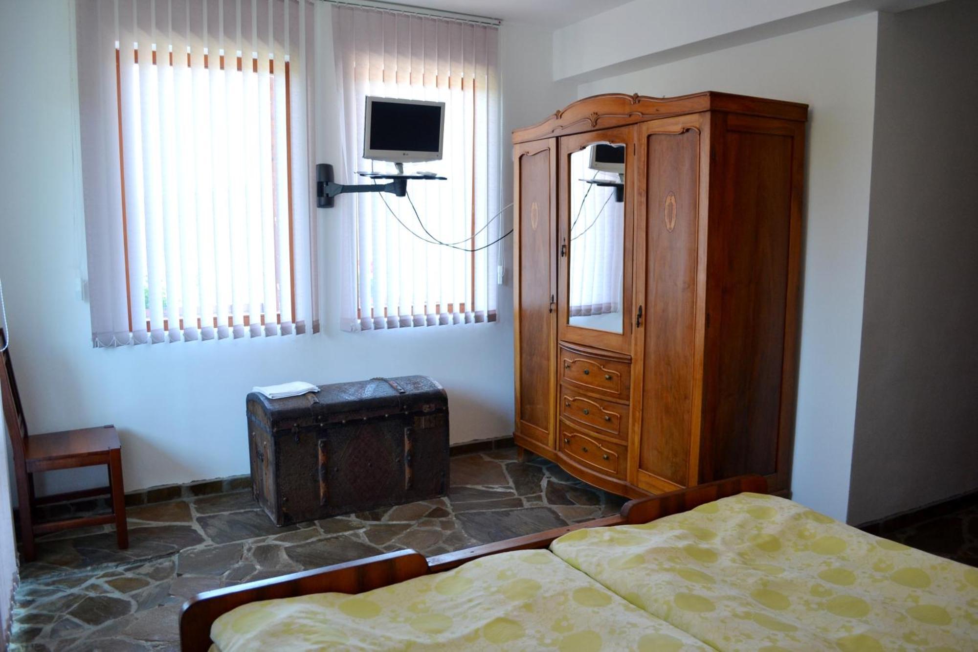 Guest House Diabora อาร์บานาซิ ห้อง รูปภาพ