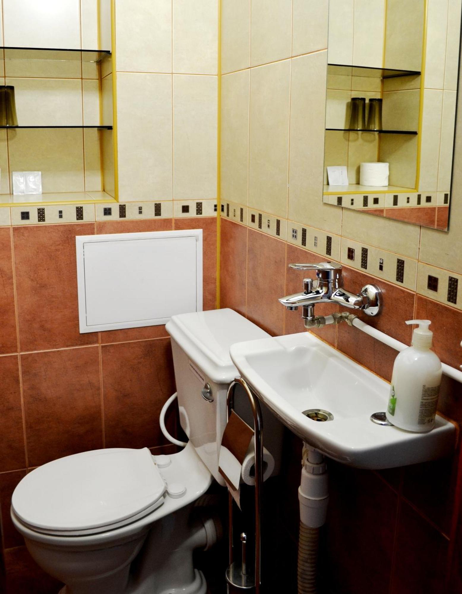 Guest House Diabora อาร์บานาซิ ห้อง รูปภาพ