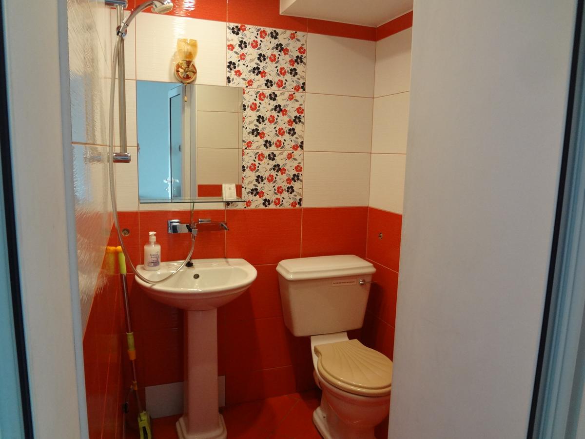 Guest House Diabora อาร์บานาซิ ภายนอก รูปภาพ